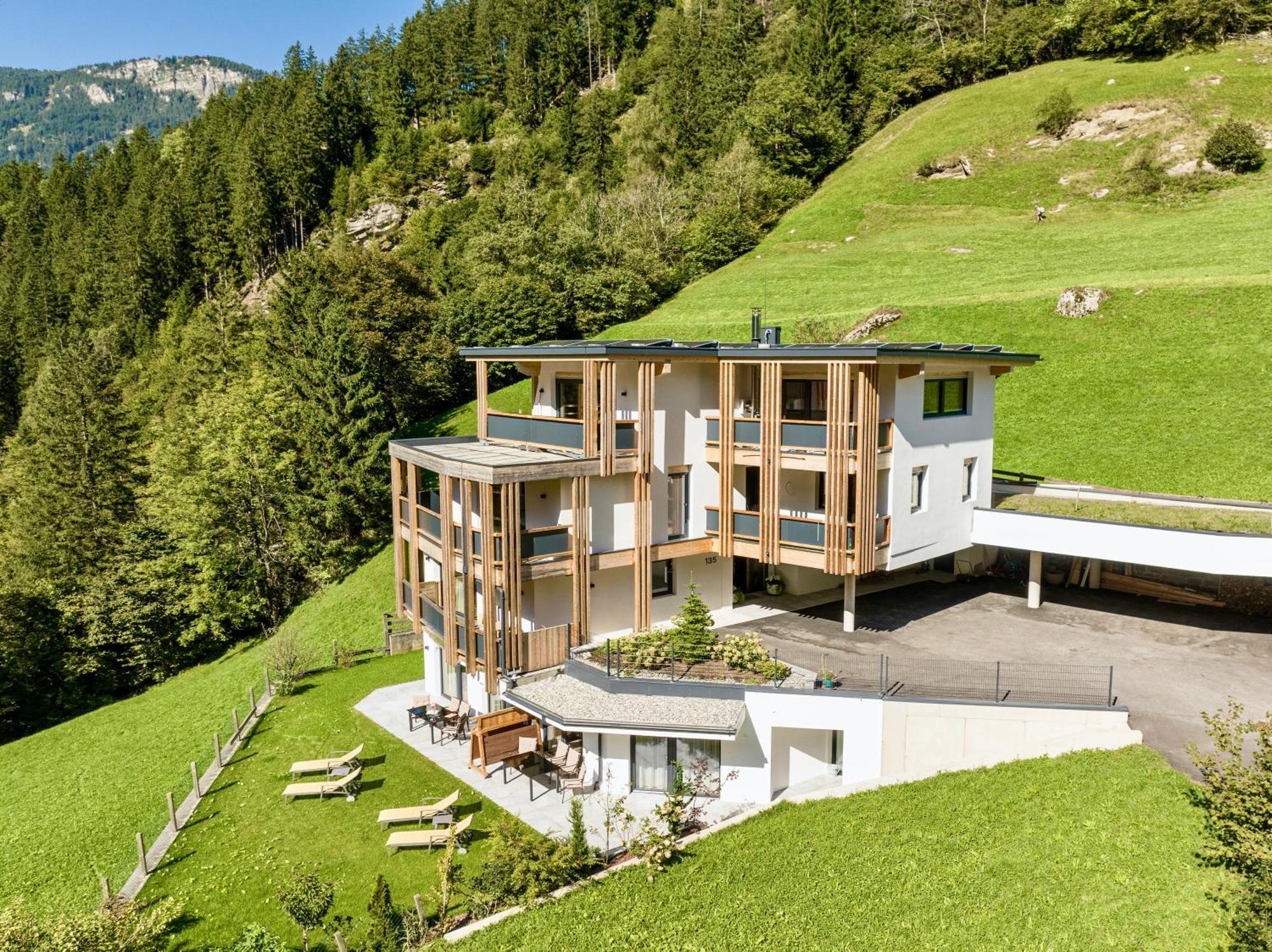 Natur Zeit - Alpine Garden Apartments Mayrhofen Kültér fotó