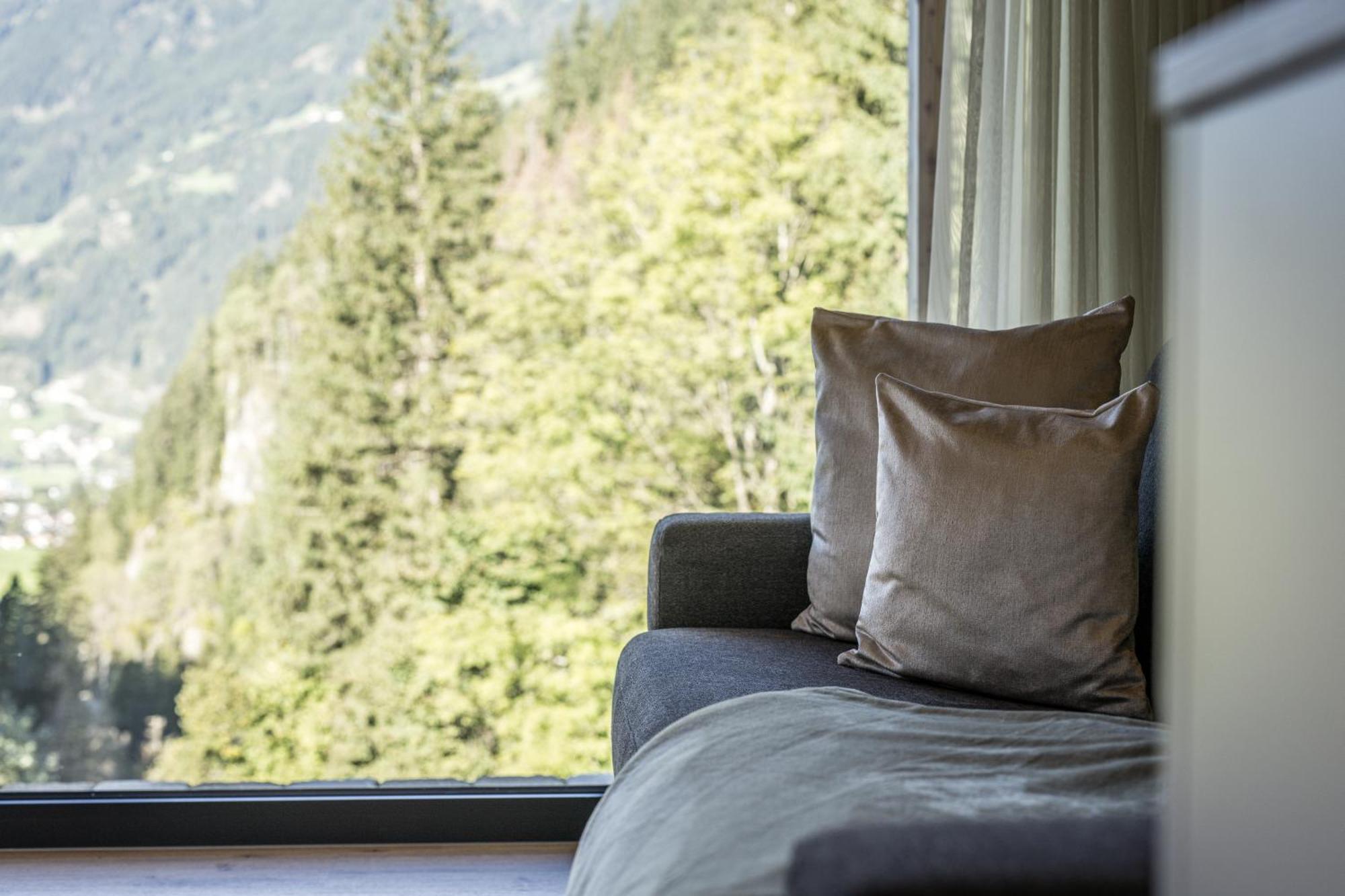 Natur Zeit - Alpine Garden Apartments Mayrhofen Kültér fotó