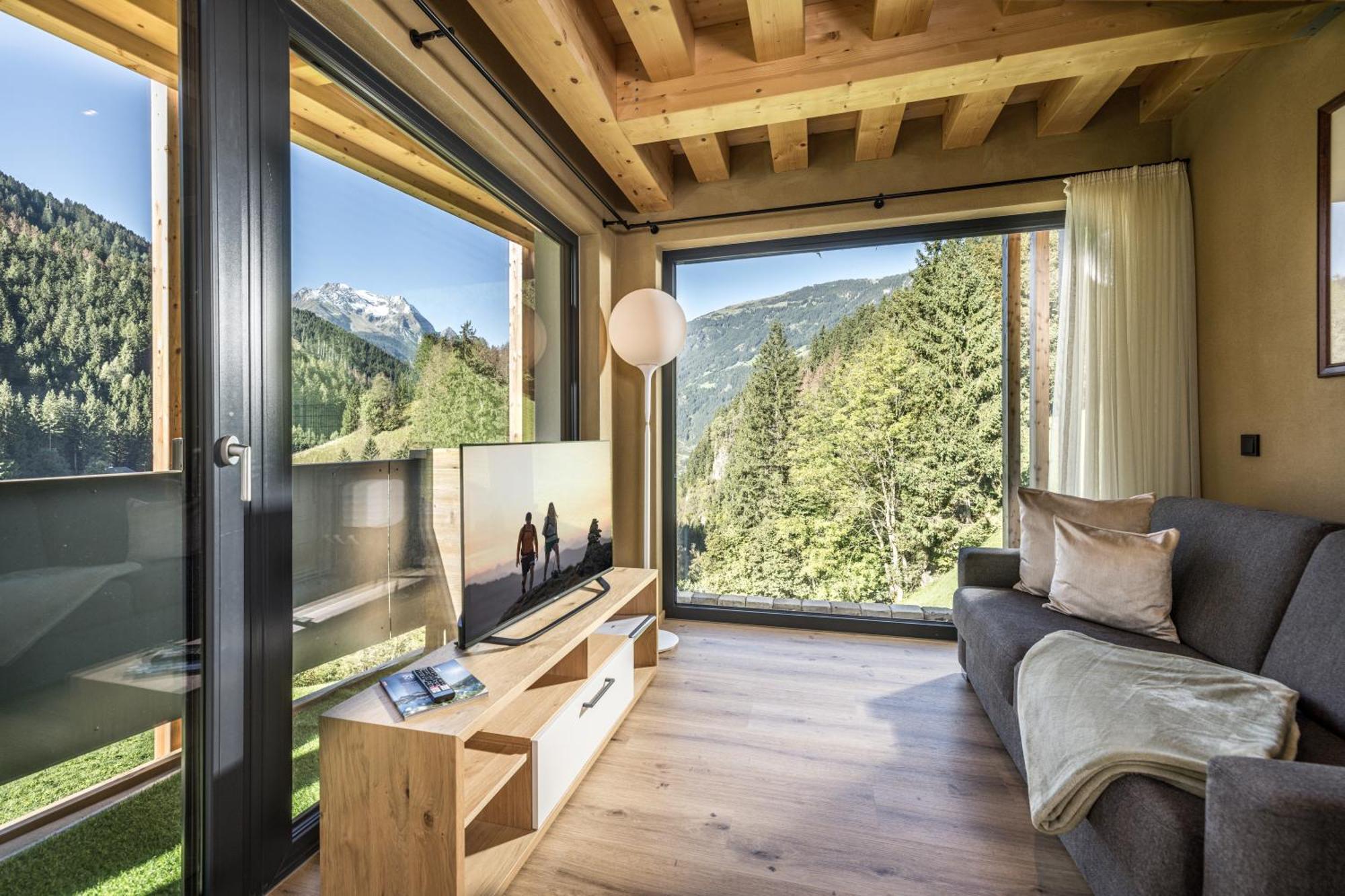 Natur Zeit - Alpine Garden Apartments Mayrhofen Kültér fotó